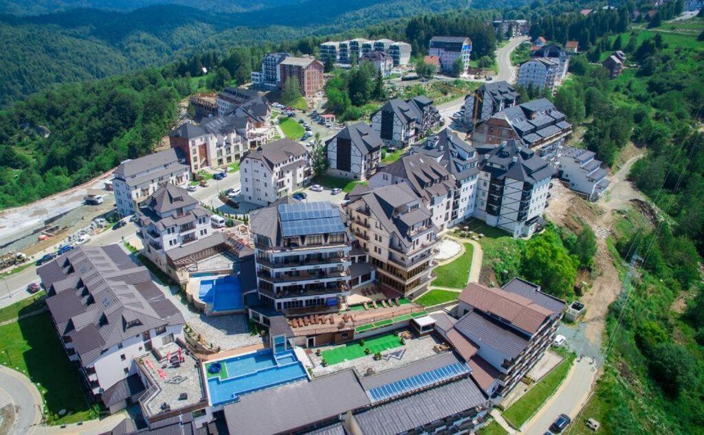 Apartments S73&S74 Milmari Resort, Kopaonik Bagian luar foto